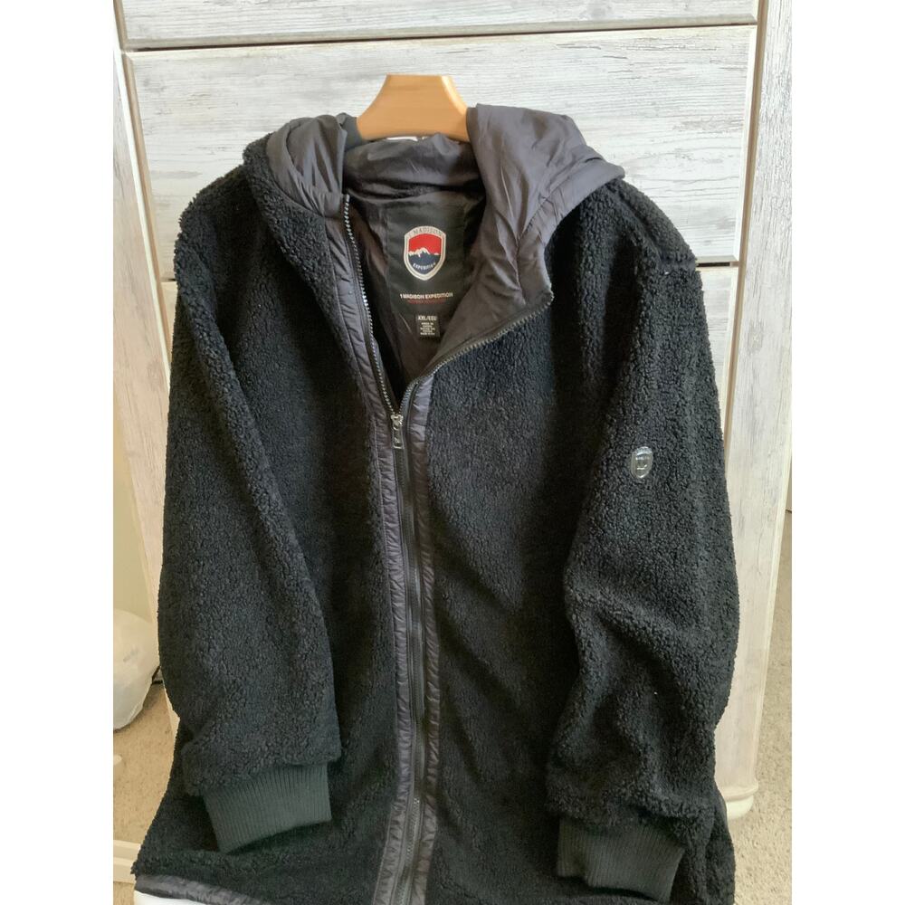 1 Madison Expedition Men's XXL Black Sherpa Fleece Zip Up Hooded Sweater